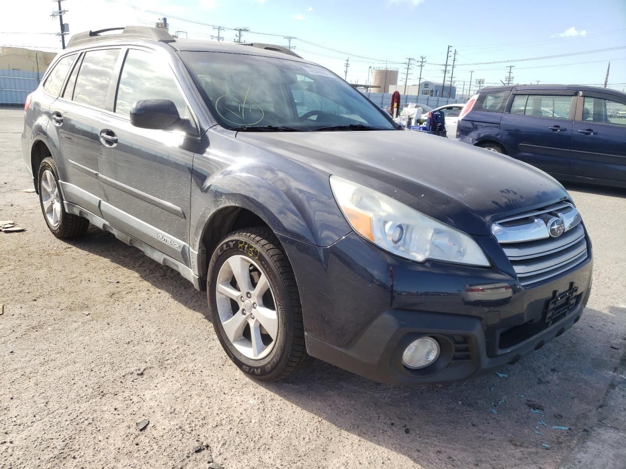 2013 SUBARU Outback