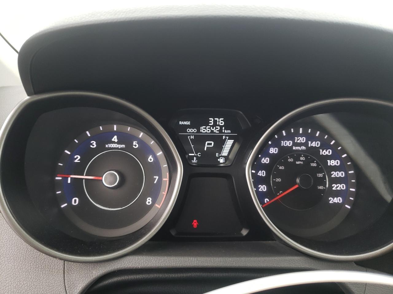 2012 HYUNDAI ELANTRA