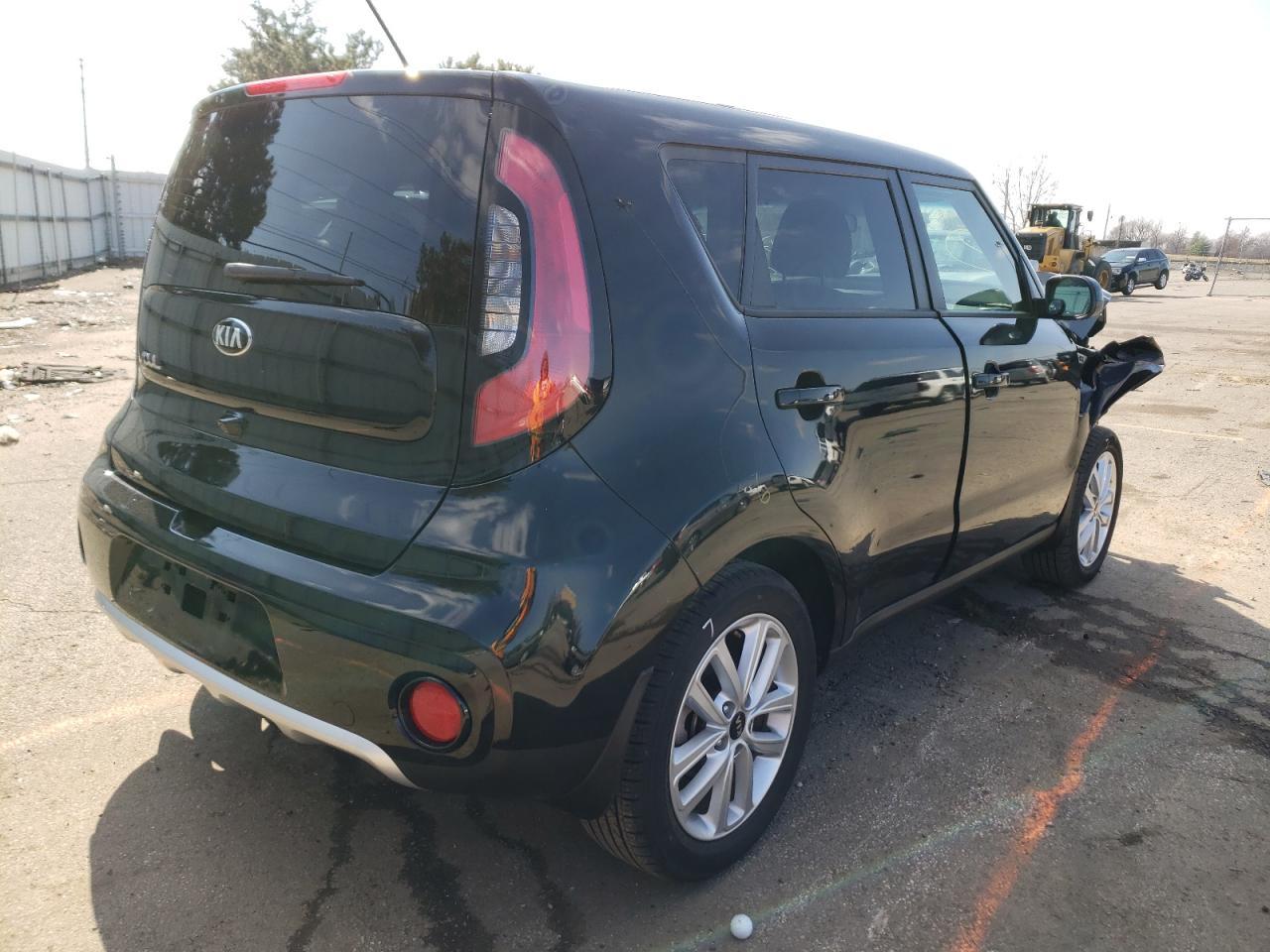 2018 KIA SOUL