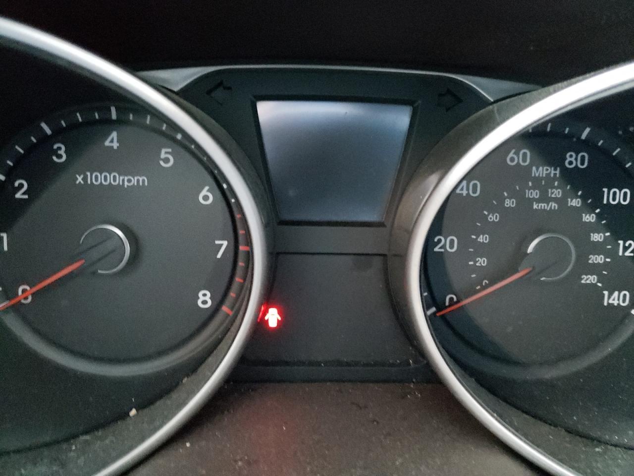 2011 HYUNDAI TUCSON