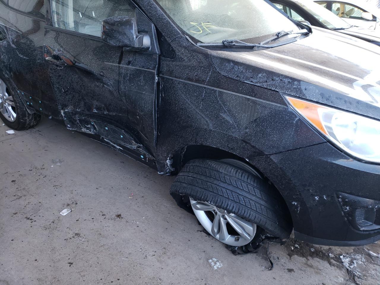 2011 HYUNDAI TUCSON