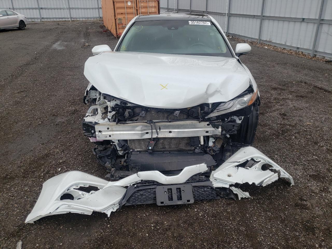 2018 TOYOTA CAMRY