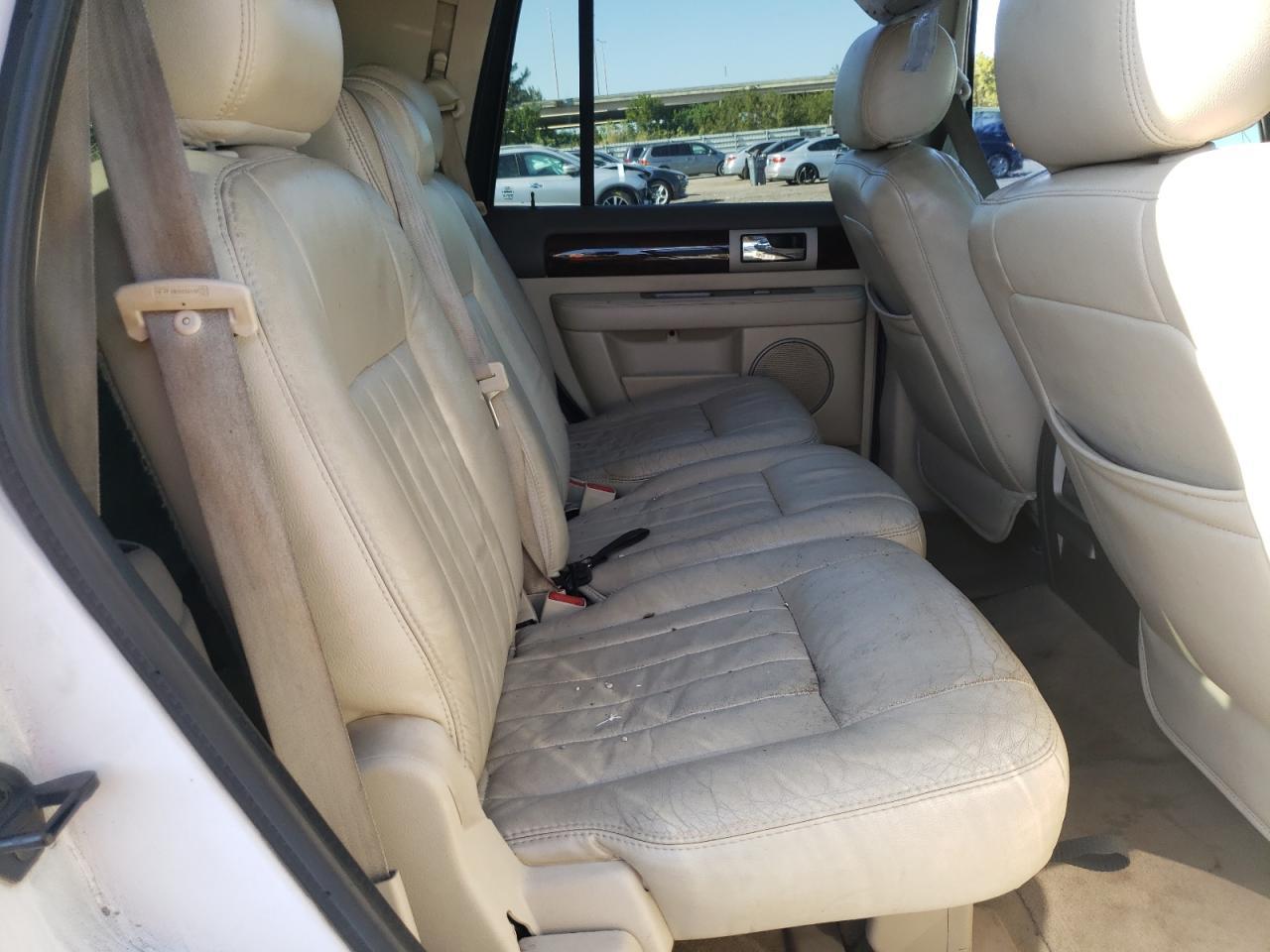 2004 LINCOLN Navigator