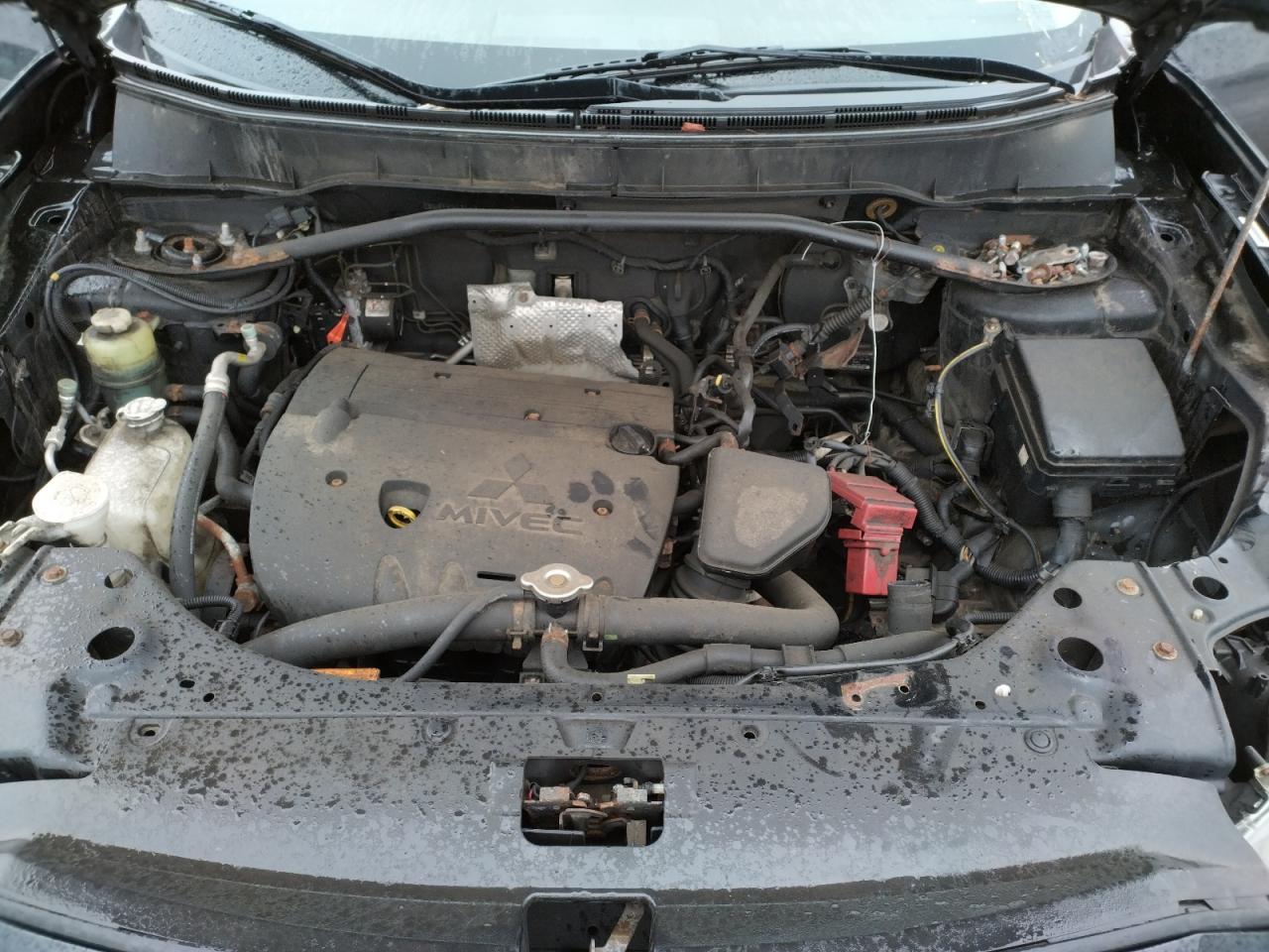 2010 MITSUBISHI outlander