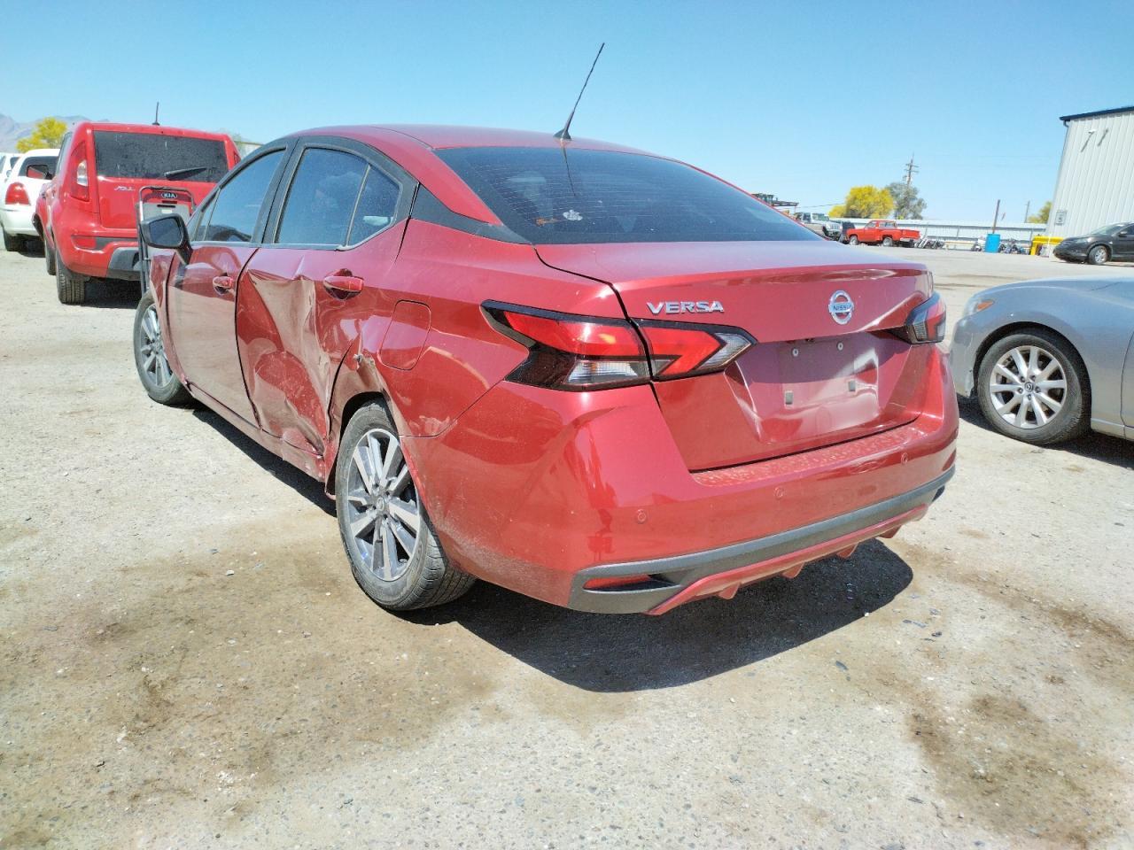 2020 NISSAN VERSA