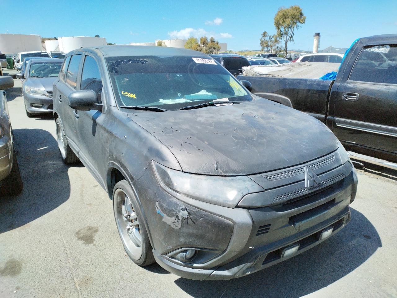 2019 MITSUBISHI outlander