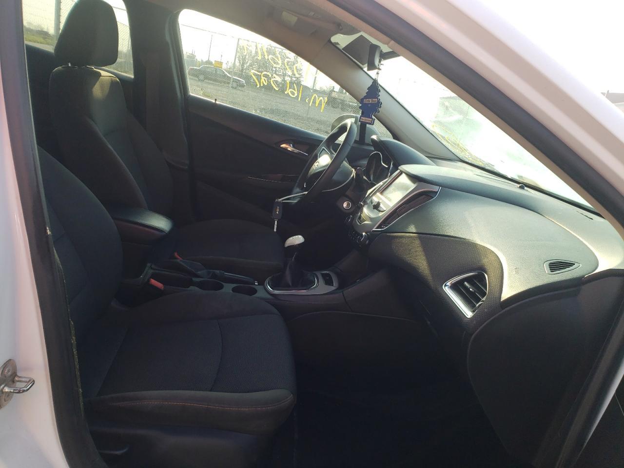 2017 CHEVROLET CRUZE