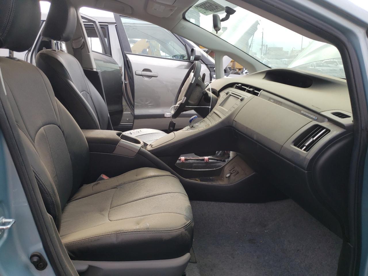 2014 TOYOTA PRIUS