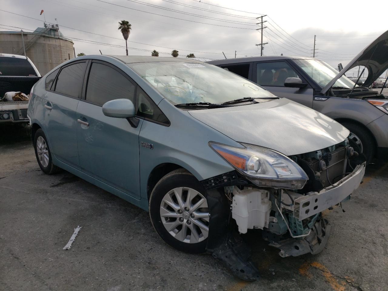 2014 TOYOTA PRIUS