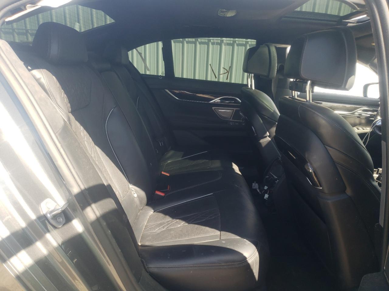 2016 BMW 7 series