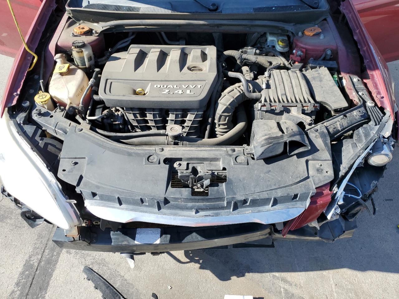 2013 CHRYSLER 200
