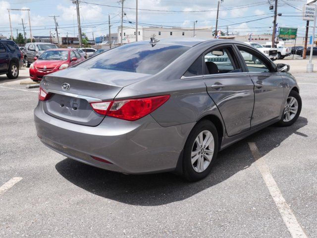2013 HYUNDAI SONATA