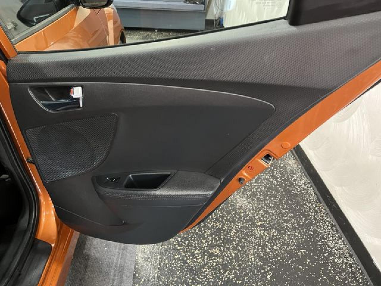 2014 HYUNDAI VELOSTER