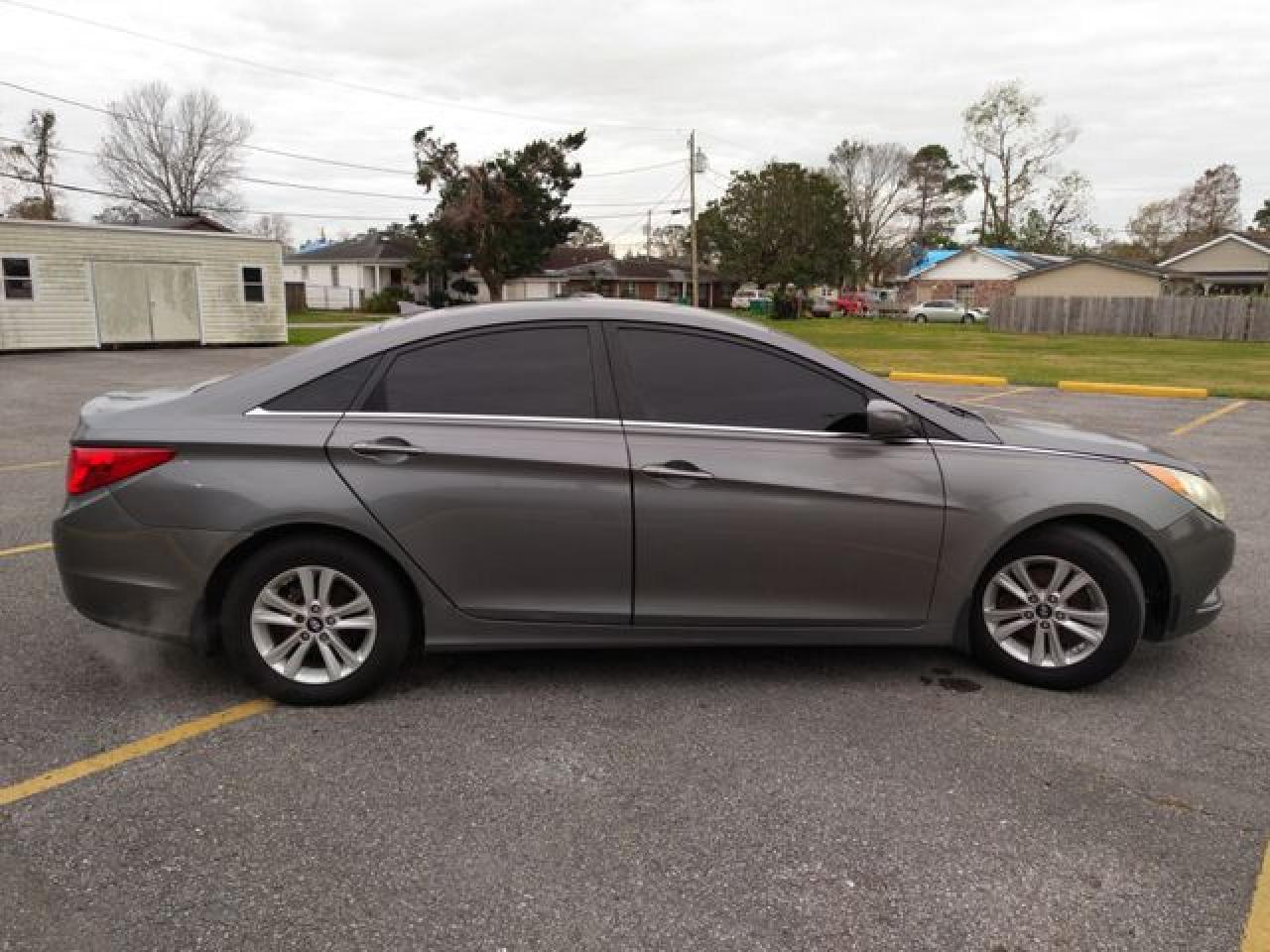2013 HYUNDAI SONATA