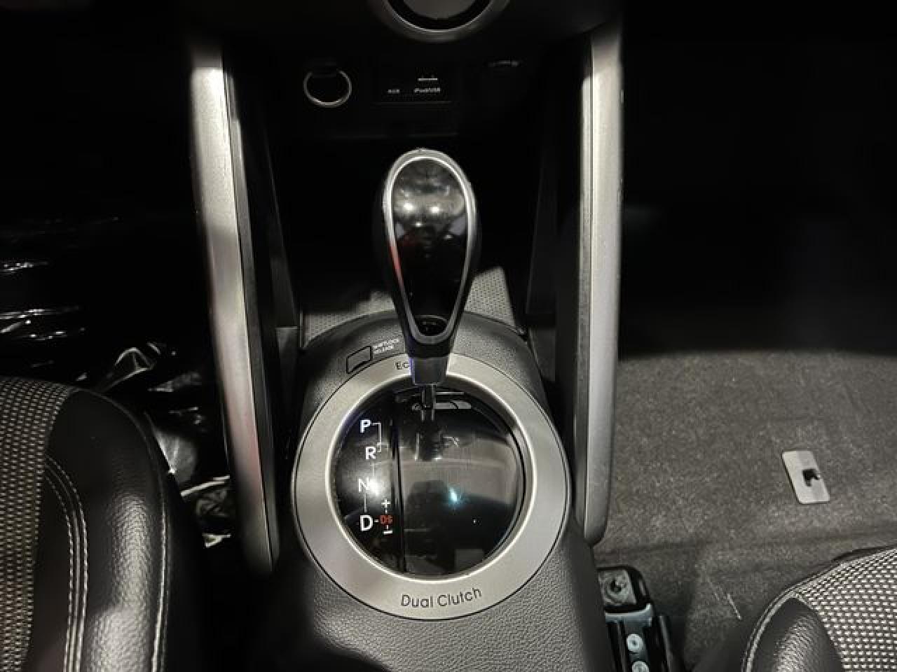 2014 HYUNDAI VELOSTER