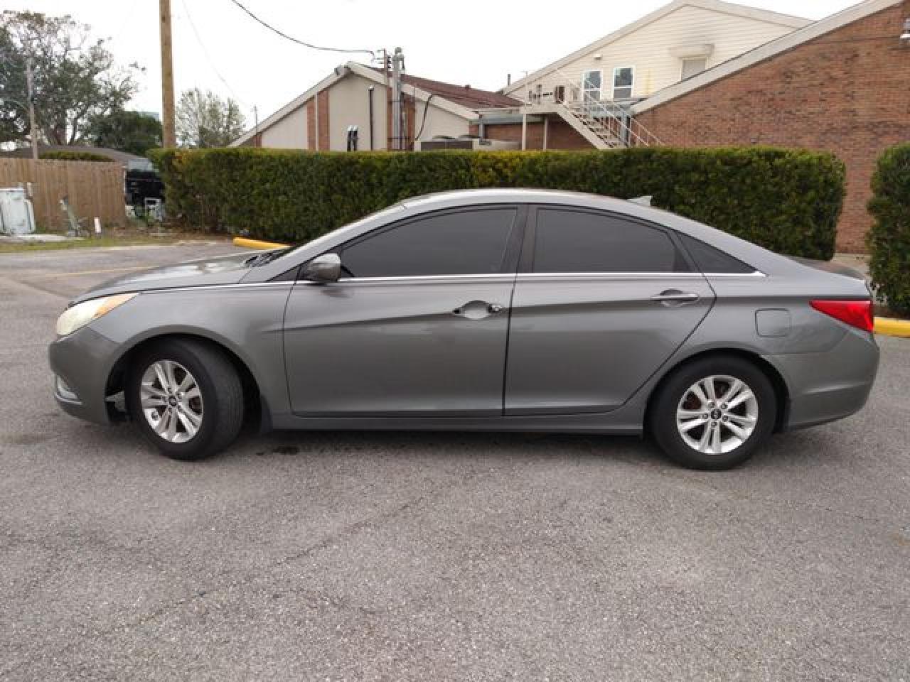 2013 HYUNDAI SONATA