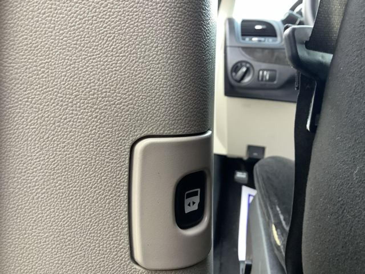 2015 DODGE GRAND CARAVAN