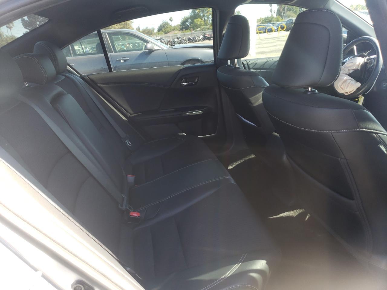 2017 HONDA ACCORD