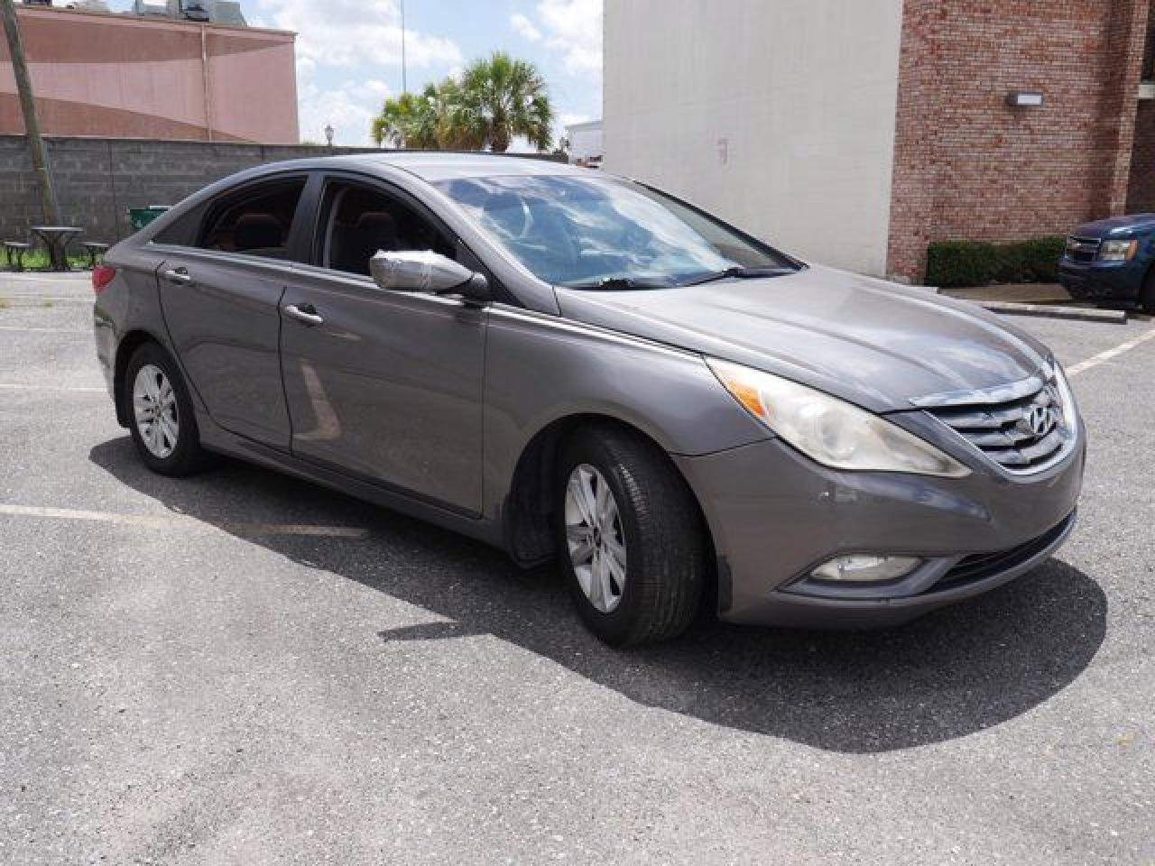 2013 HYUNDAI SONATA