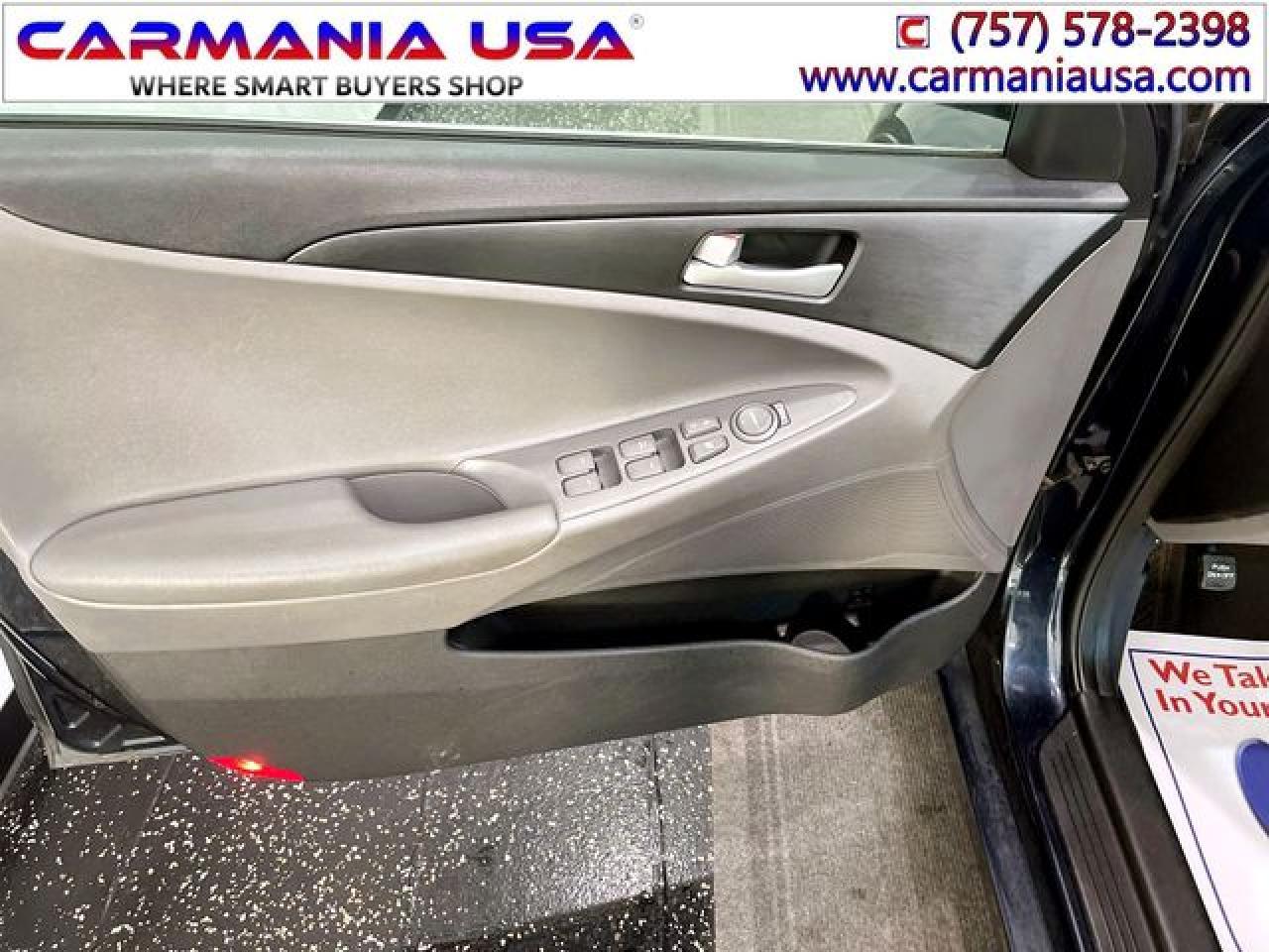 2012 HYUNDAI SONATA