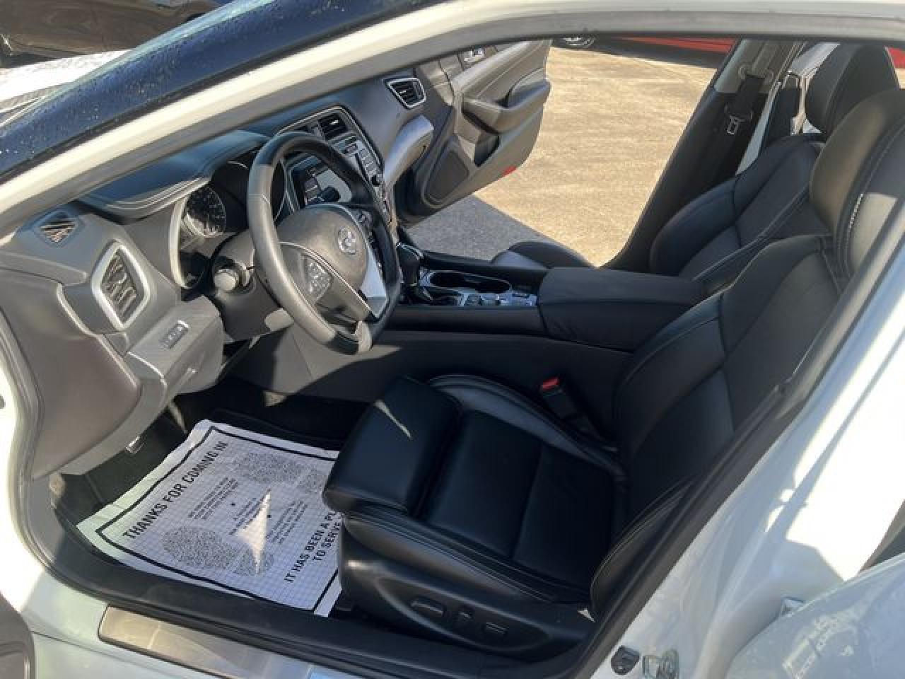 2017 NISSAN Maxima