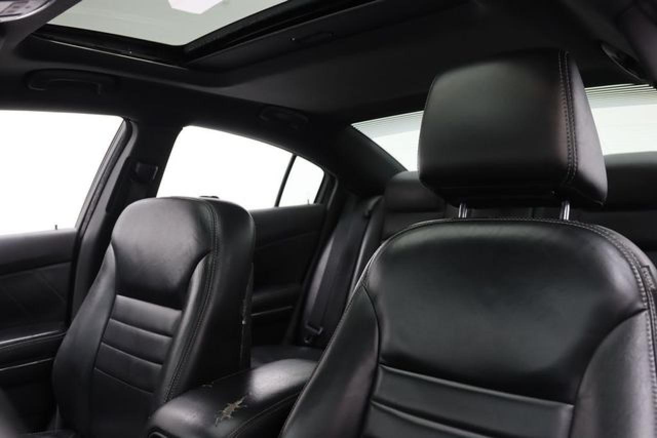 2011 DODGE CHARGER