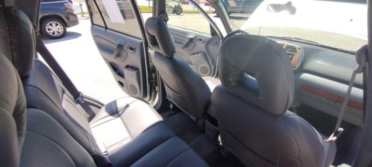 2001 TOYOTA RAV4