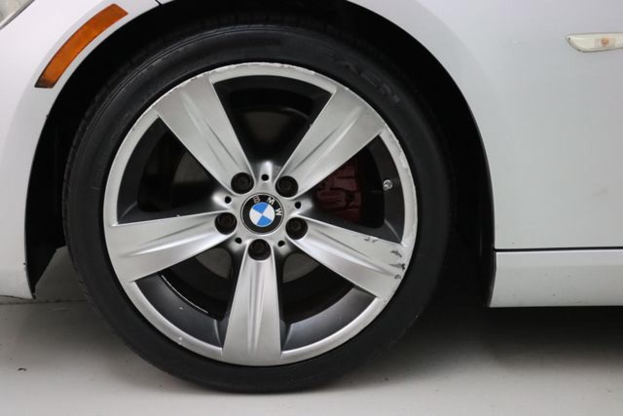 2011 BMW 3 SERIES