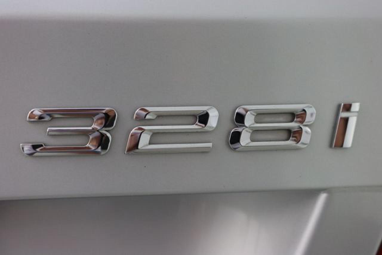 2011 BMW 3 SERIES