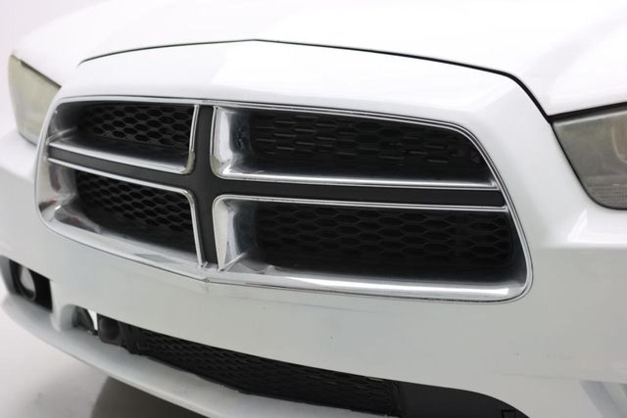 2011 DODGE CHARGER