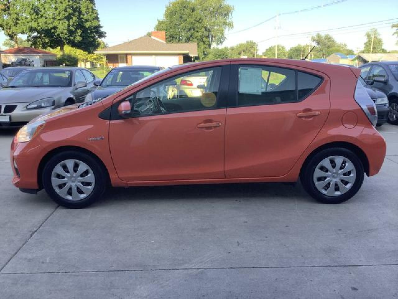 2013 TOYOTA PRIUS