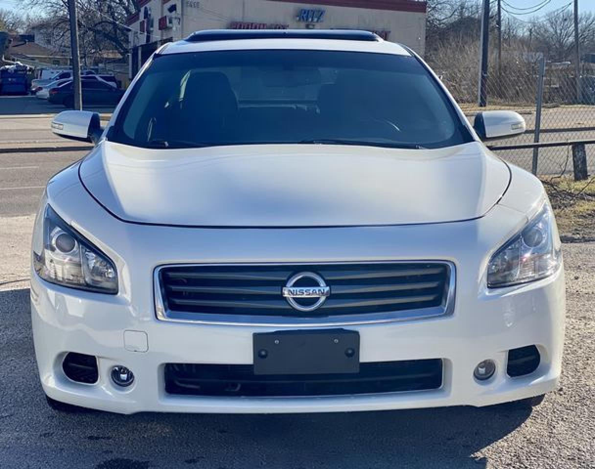 2014 NISSAN Maxima