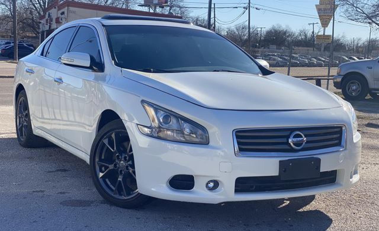 2014 NISSAN Maxima