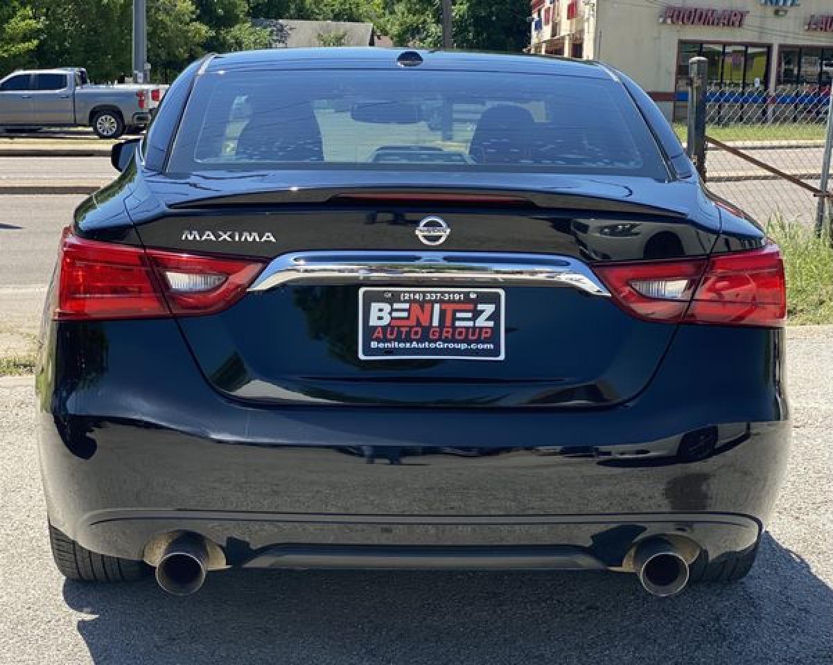 2016 NISSAN Maxima
