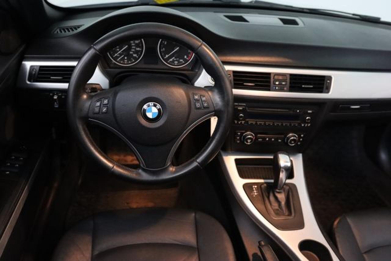 2011 BMW 3 SERIES