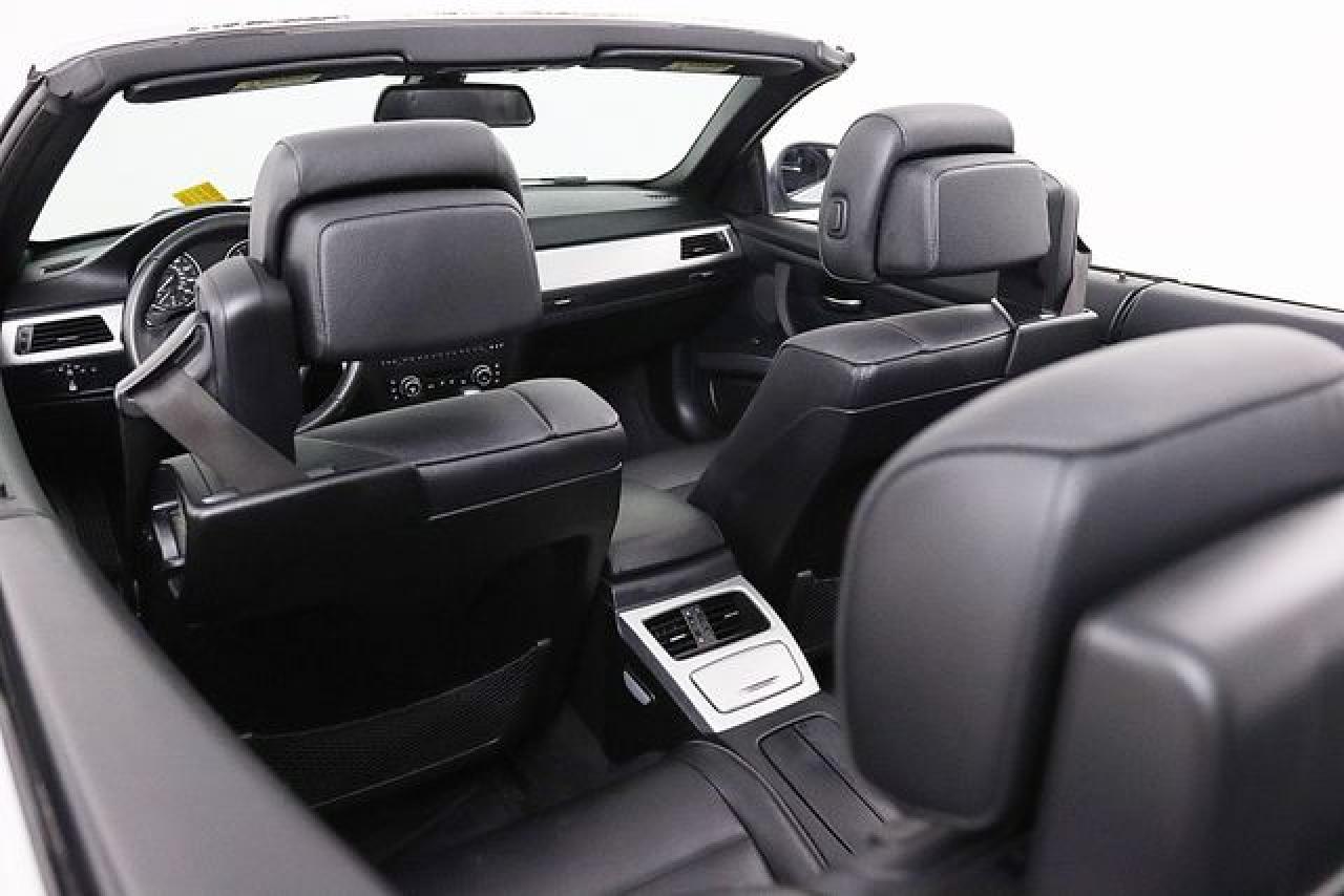 2011 BMW 3 SERIES