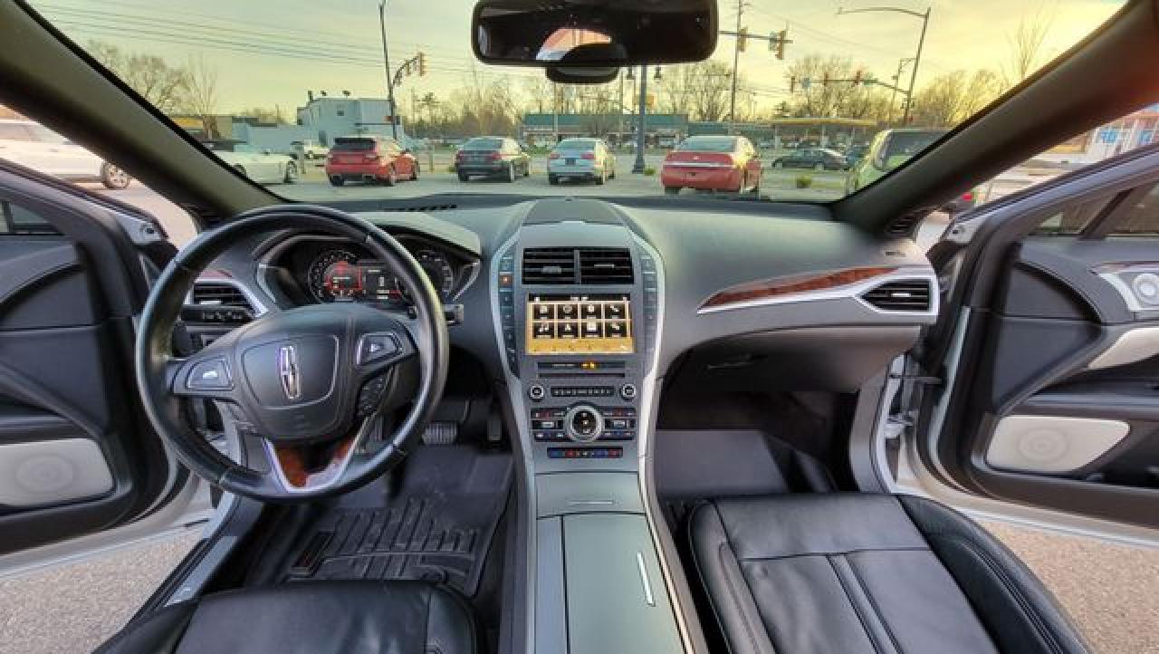 2017 LINCOLN MKZ