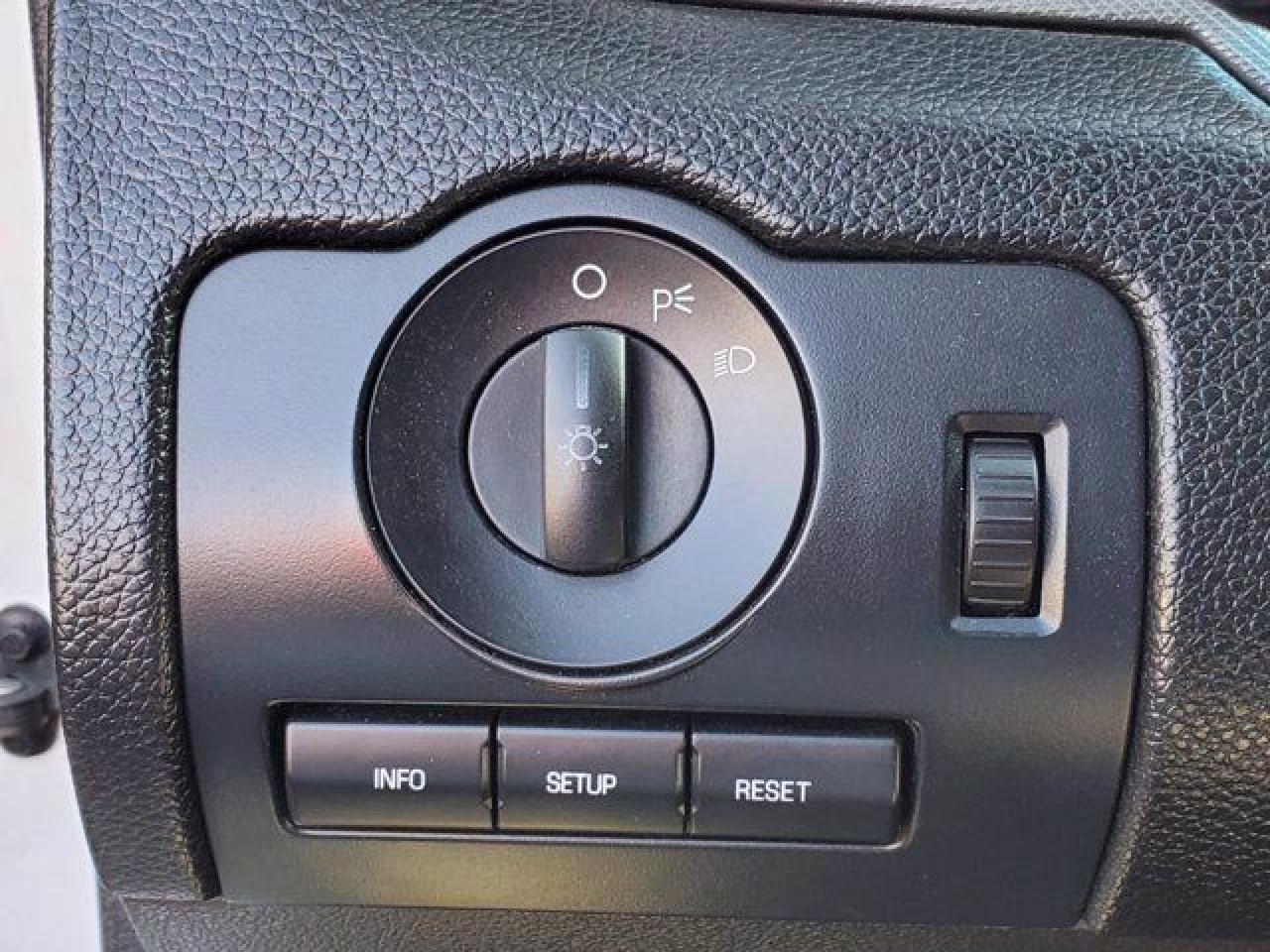 2012 FORD MUSTANG