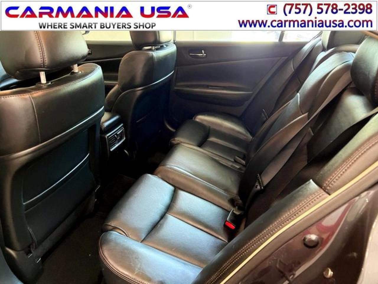 2010 NISSAN Maxima