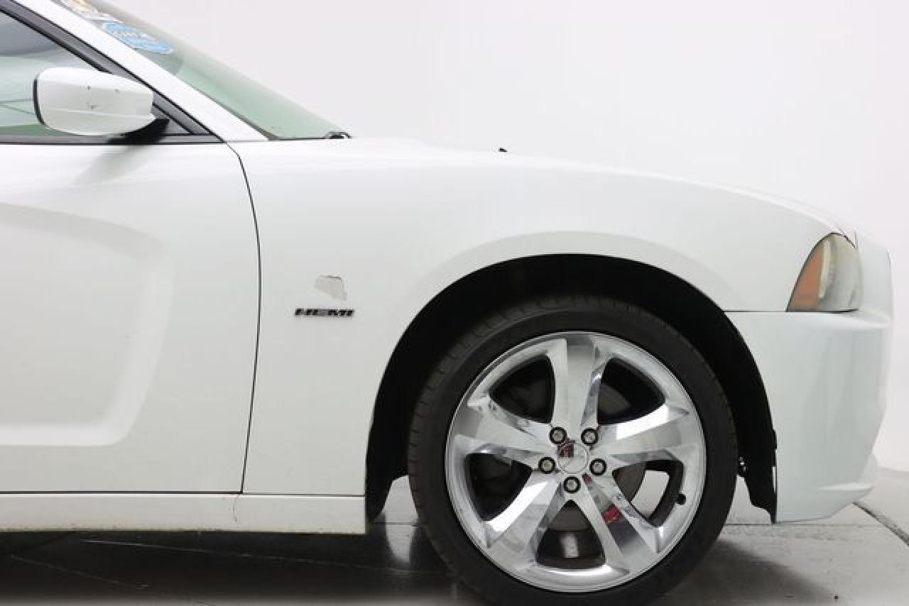 2011 DODGE CHARGER