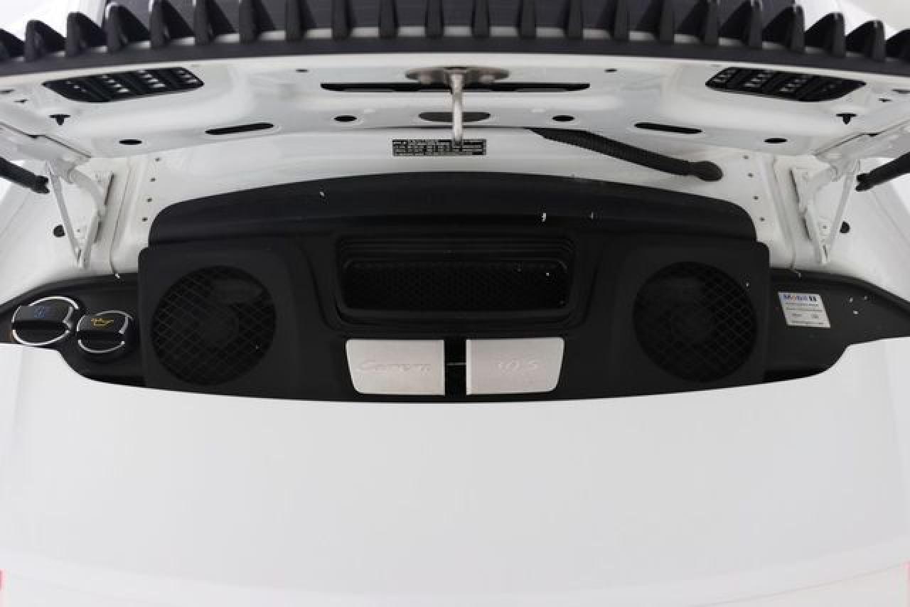 2017 PORSCHE 911