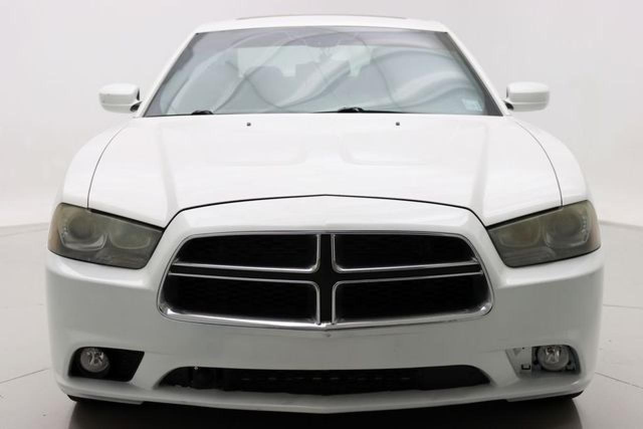 2011 DODGE CHARGER