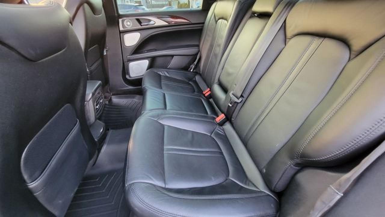 2017 LINCOLN MKZ