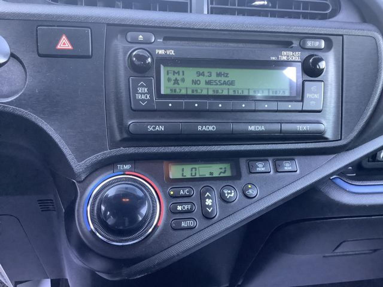 2013 TOYOTA PRIUS