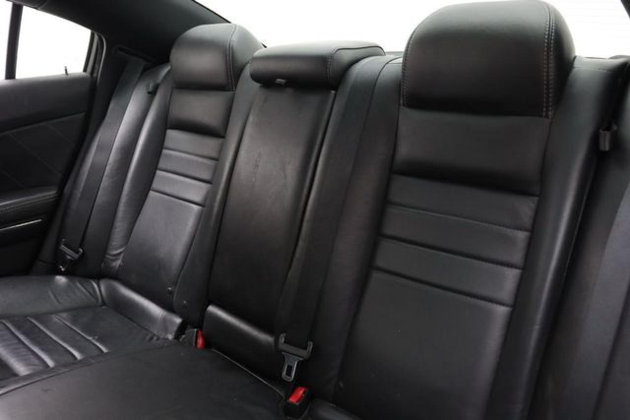 2011 DODGE CHARGER