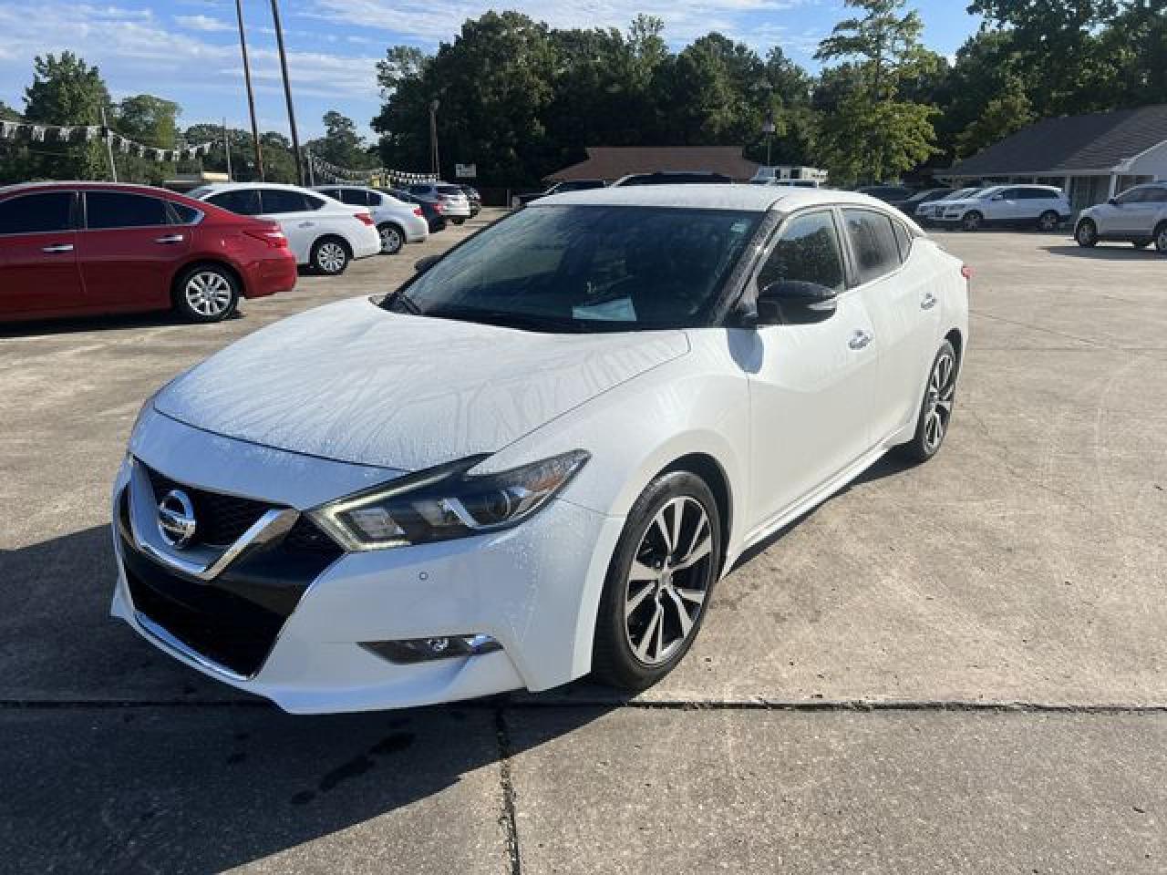 2017 NISSAN Maxima