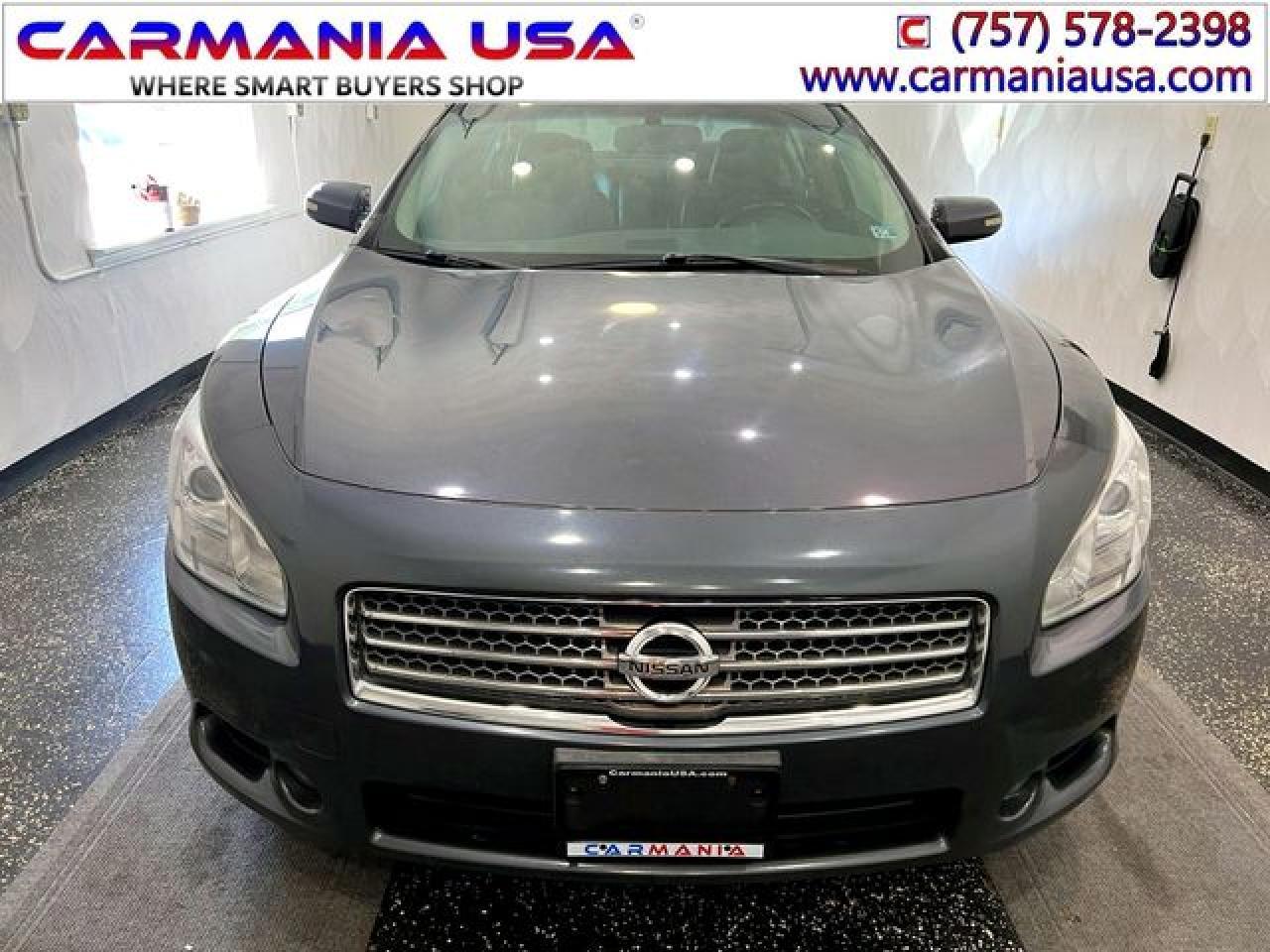 2010 NISSAN Maxima