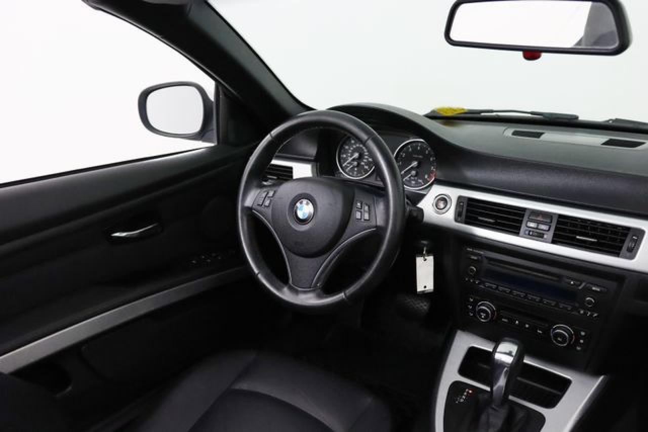 2011 BMW 3 SERIES