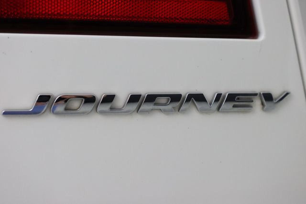 2017 DODGE JOURNEY
