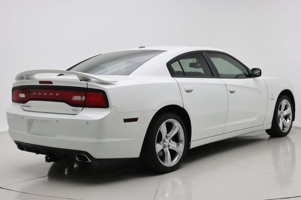 2011 DODGE CHARGER